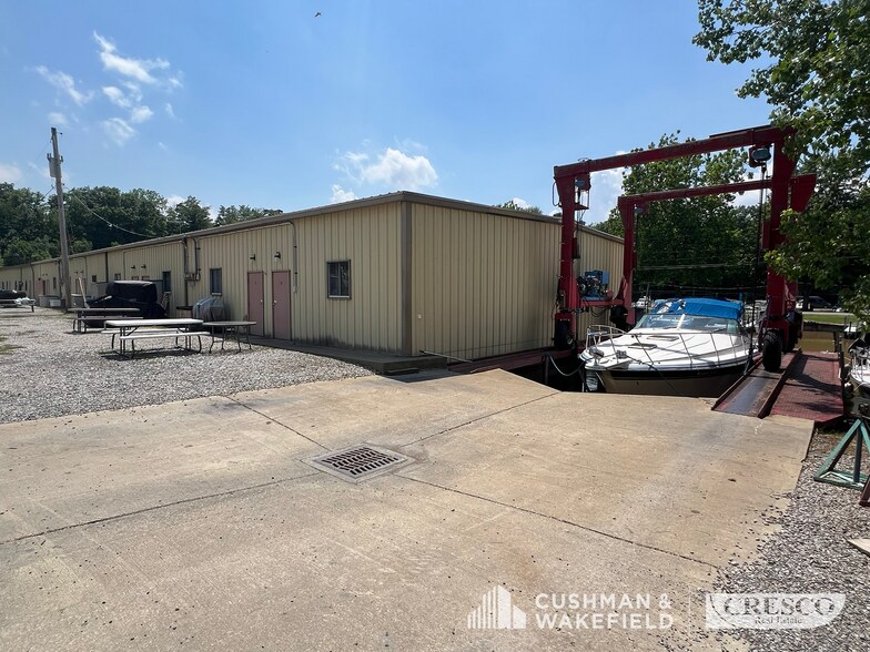 More Photos Of 921 W River Rd, Vermilion Marina For Sale