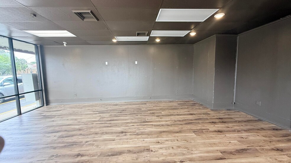 More Photos Of 144 Mary Esther Blvd, Mary Esther Storefront For Sale