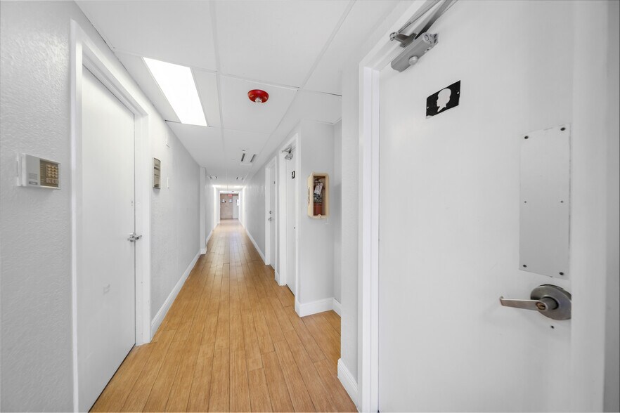 More Photos Of 4011 W Flagler St, Miami Loft Creative Space For Sale