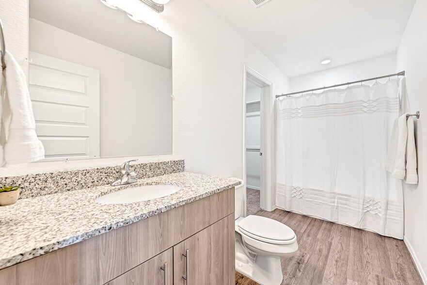 More Photos Of 1512 S Razorback Rd, Fayetteville Apartments For Sale