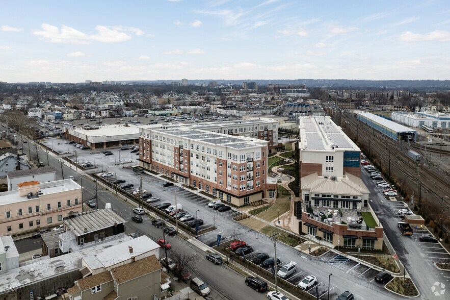 More Photos Of 165 Belmont Ave, Belleville Apartments For Lease