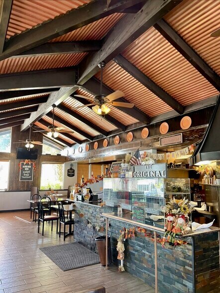 More Photos Of 5545 E Silver Springs Blvd, Silver Springs Restaurant For Sale