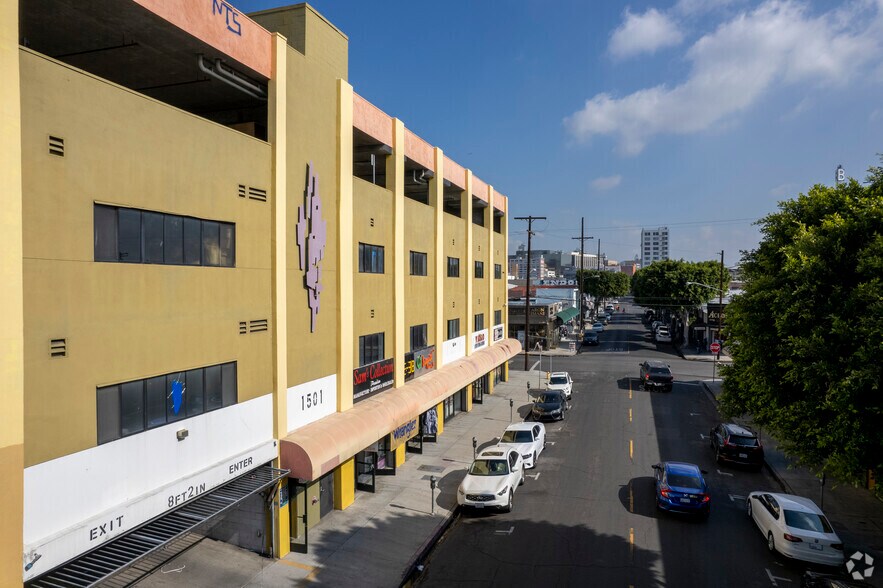 More Photos Of 1501 Santee St, Los Angeles Storefront Retail Office For Lease