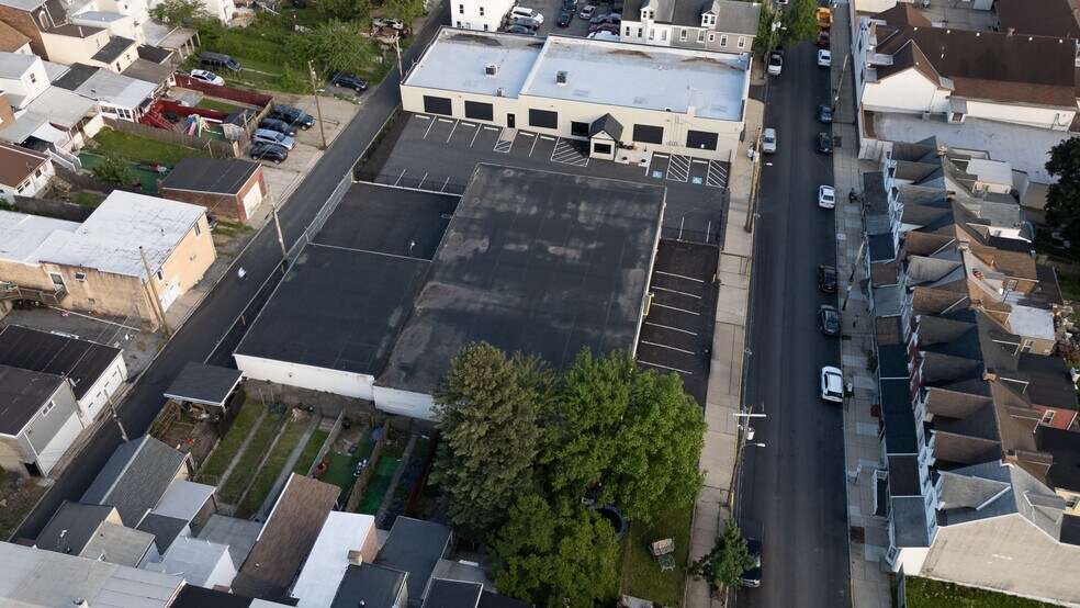 More Photos Of 425 N 3rd St, Allentown Warehouse For Lease