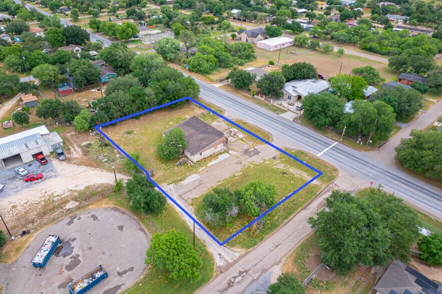 More Photos Of 29615 FM 493, Hargill General Retail For Sale
