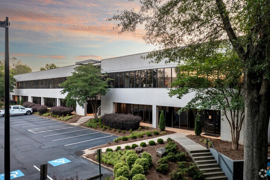 Primary Photo Of 5601 77 Center Dr, Charlotte Office For Lease