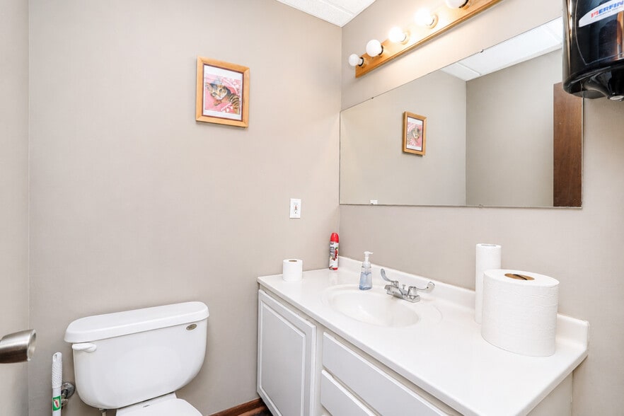 More Photos Of 235 Garfield St, Carlisle Warehouse For Sale