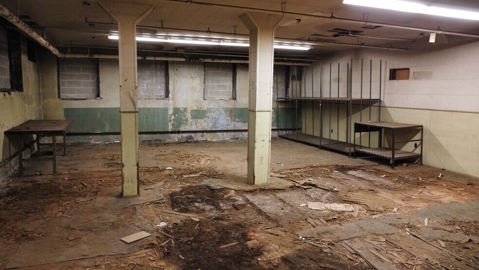 More Photos Of 813 N 4th St, Allentown Warehouse For Sale