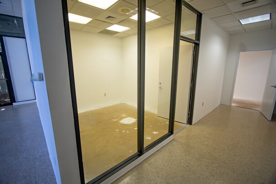 More Photos Of 200 Dillon Cir, Spartanburg Office For Sale