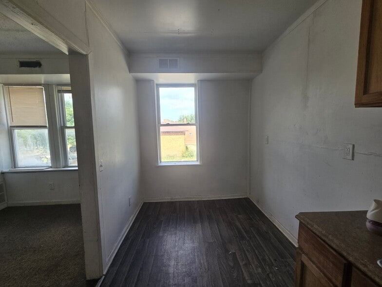 More Photos Of 3675 Oakman Blvd, Detroit Apartments For Sale