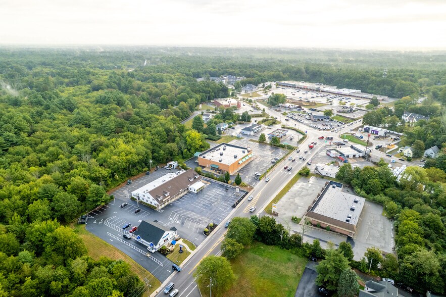 More Photos Of 503 Foundry St, Easton Freestanding For Lease