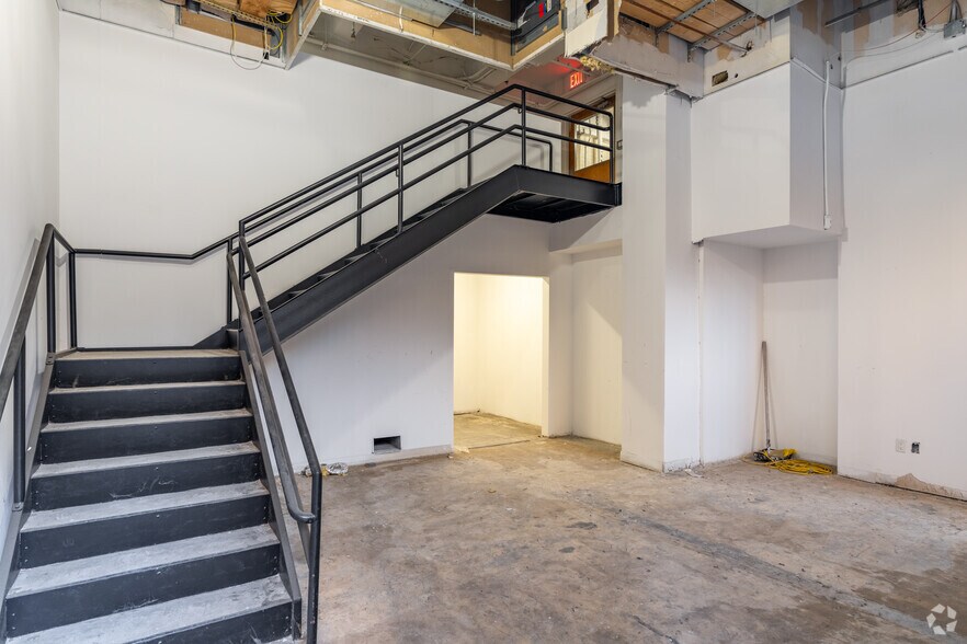 Photo of Mezz Floor Ste 