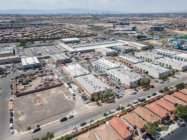 More Photos Of 759 Middlegate Rd, Henderson Warehouse For Lease