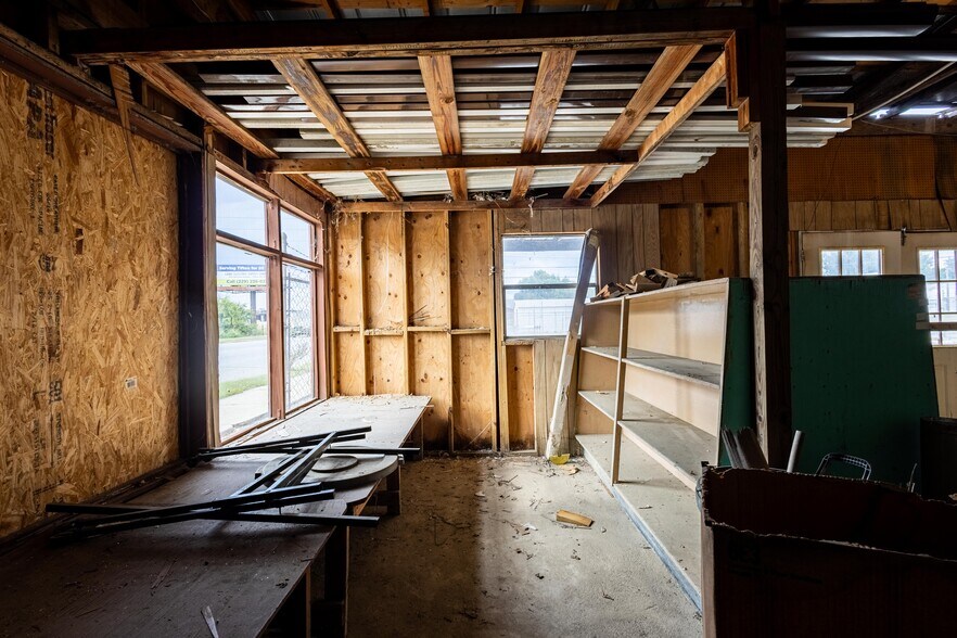 More Photos Of 1171 Main St S, Tifton Warehouse For Sale