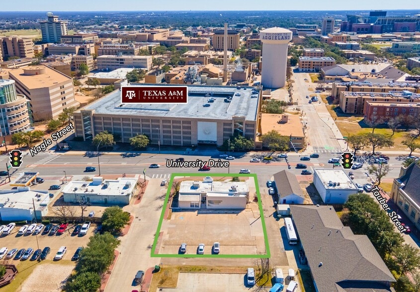 Primary Photo Of 509 University Dr, College Station Freestanding For Lease