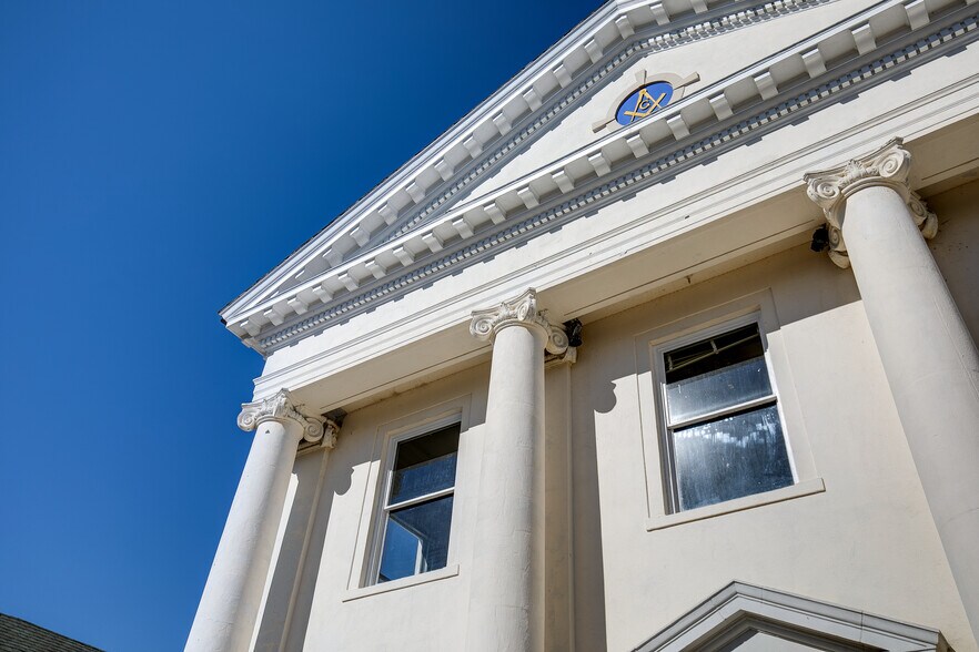 More Photos Of 520 N 25th St, Richmond Lodge Meeting Hall For Sale
