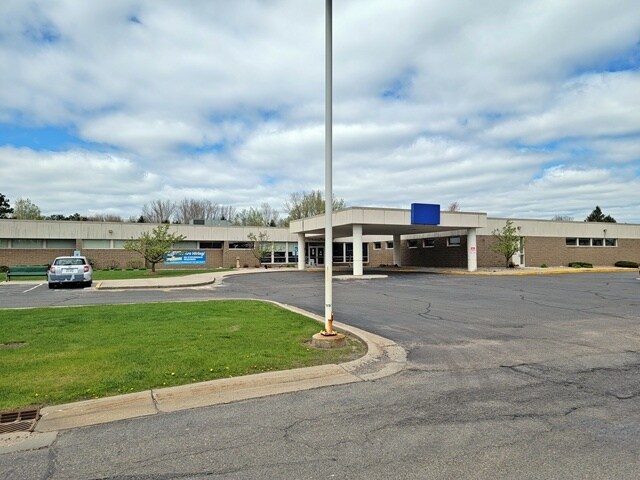 Primary Photo Of 123 Northridge St, Marshfield Medical For Sale
