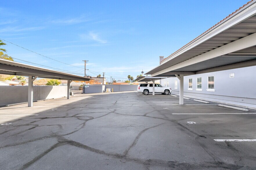 More Photos Of 601 S 7th St, Las Vegas Office For Sale
