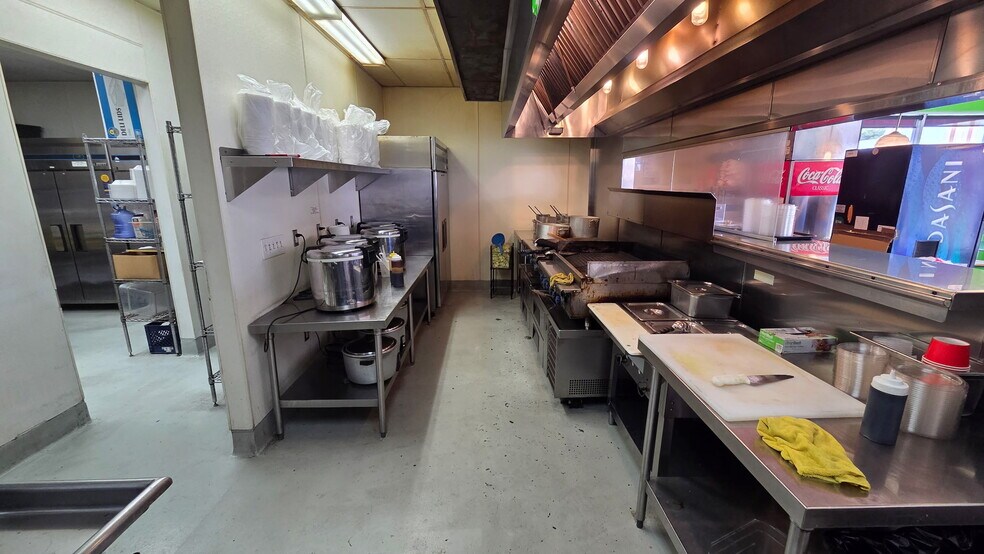 More Photos Of 2024 W Carson St, Torrance Fast Food For Sale