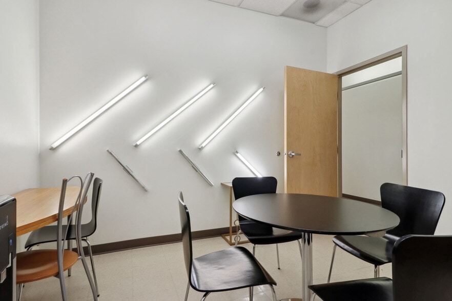 More Photos Of 4885 Ward Rd, Wheat Ridge Office For Sale