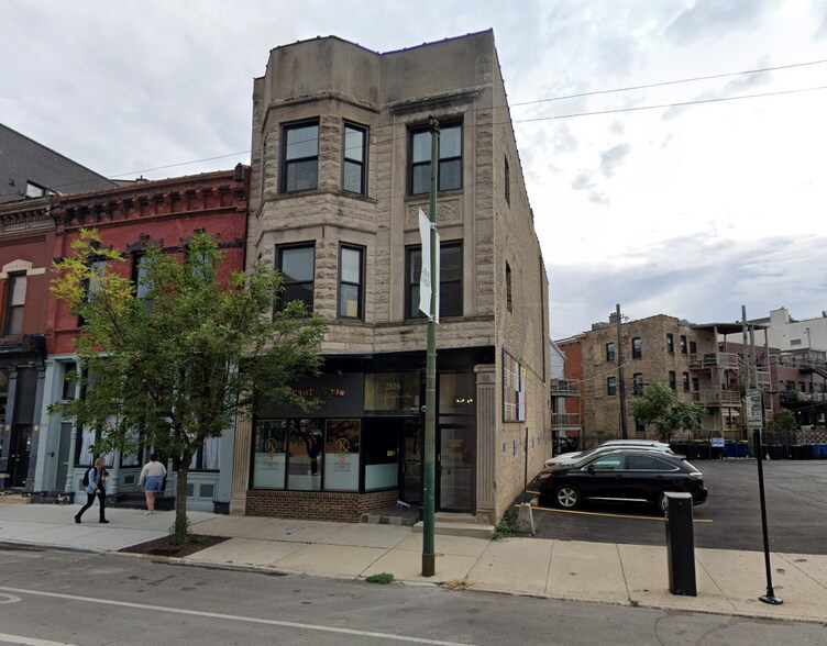 More Photos Of 2816 N Lincoln Ave, Chicago General Retail For Sale