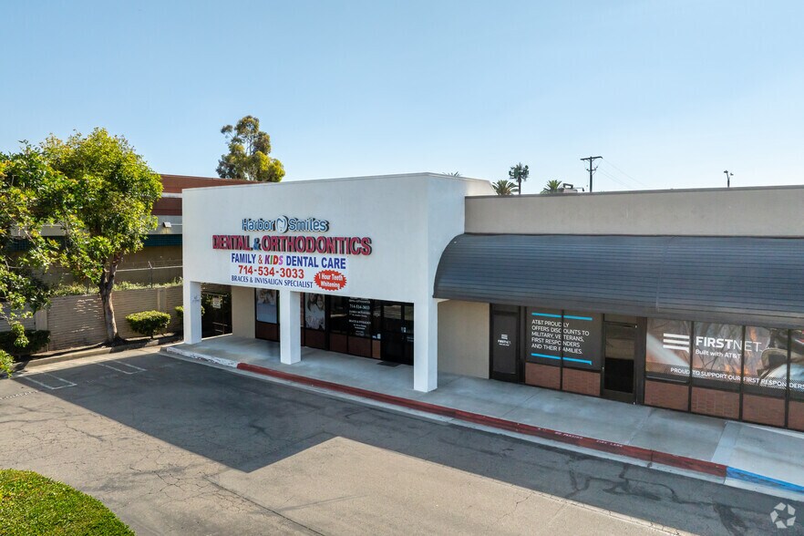 More Photos Of 13200-13220 Harbor Blvd, Garden Grove Unknown For Lease