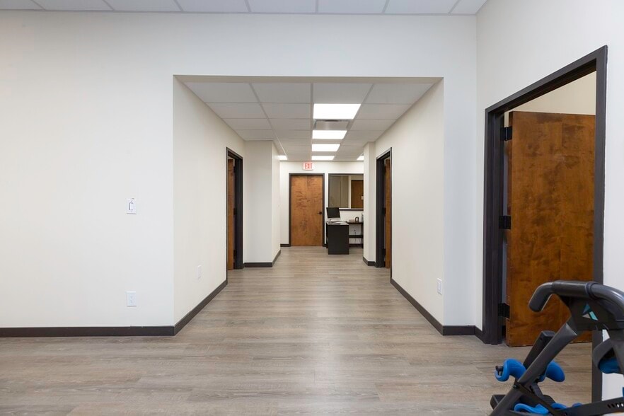 More Photos Of 69 Pondfield Rd, Bronxville Office For Sale