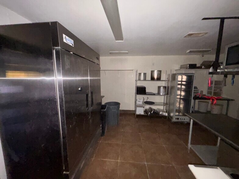 More Photos Of 607 4th St NW, Red Bay General Retail For Sale