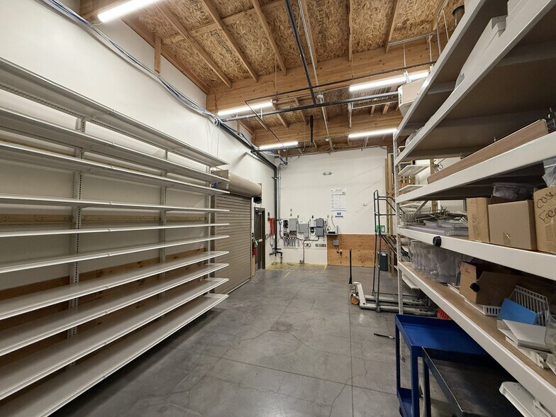 More Photos Of 636 N Main St, Phoenix General Retail For Lease