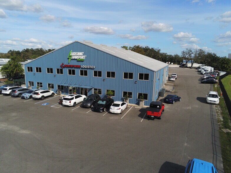 More Photos Of 6015 N US Highway 301, Tampa Warehouse For Lease