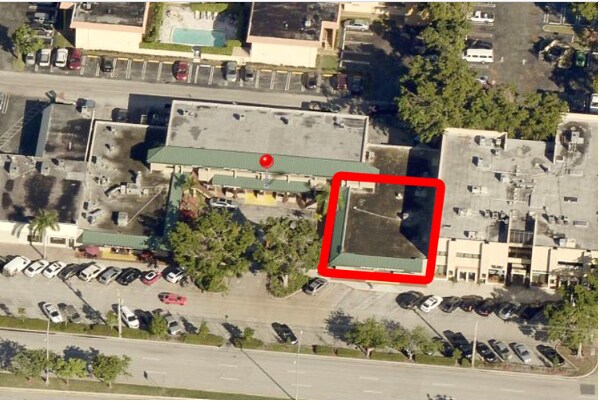 More Photos Of 10251-10281 W Sample Rd, Coral Springs Storefront Retail Office For Lease