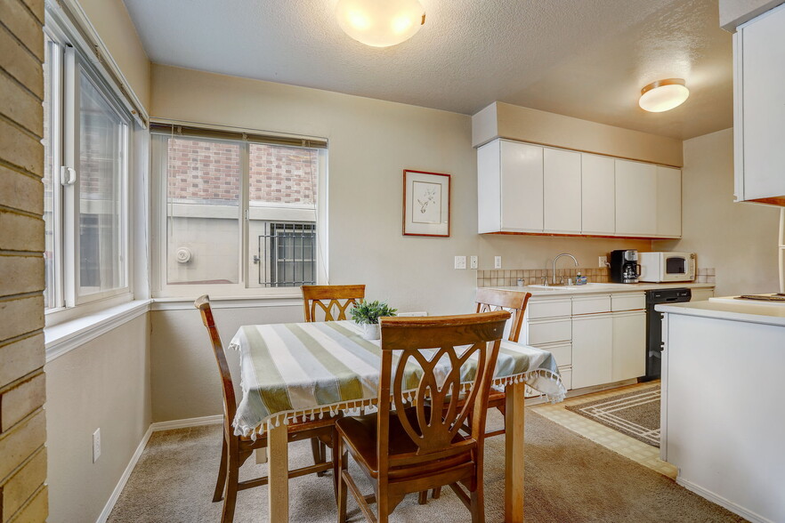 More Photos Of 403 E Thomas St, Seattle Multifamily For Sale