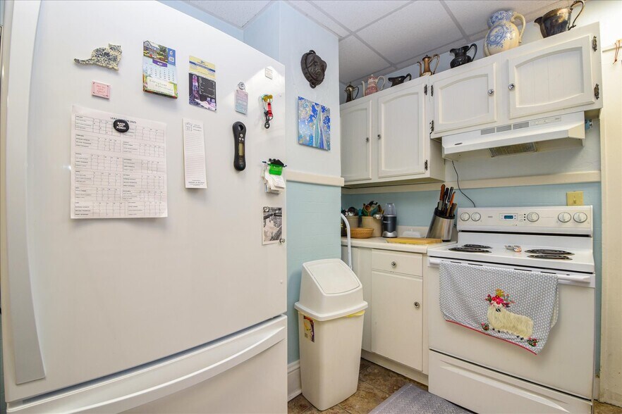 More Photos Of 1911 Memorial Ave SW, Roanoke Office Residential For Sale