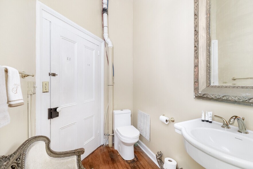 More Photos Of 2416 Lowesville Rd, Amherst Hospitality For Sale