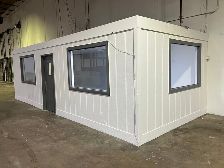 More Photos Of 11839 Shiloh Rd, Dallas Warehouse For Lease
