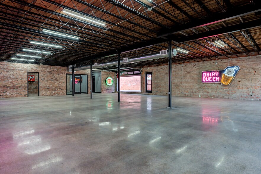 Primary Photo Of 1213 Crickets Ave, Lubbock Storefront For Lease