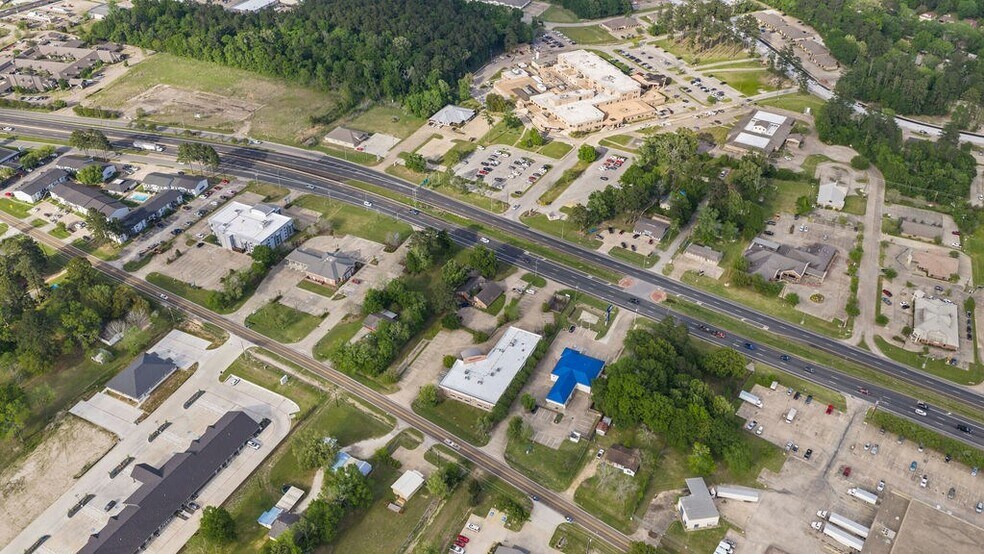 More Photos Of 602 S John Redditt Dr, Lufkin Office For Lease