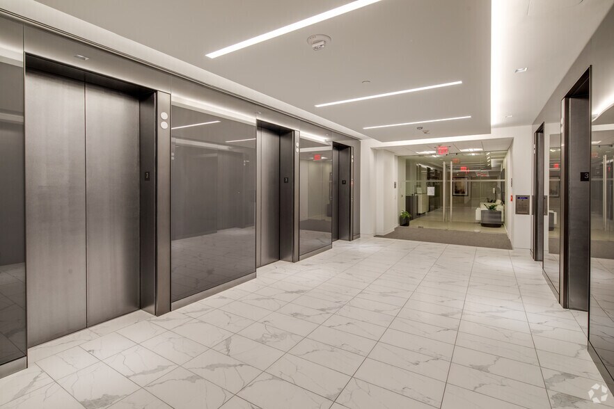 More Photos Of 2101 L St NW, Washington Office For Lease