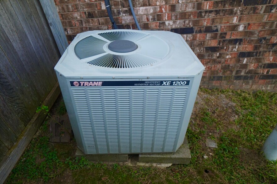 More Photos Of 2414 S Leonard Rd, Saint Joseph Office For Sale