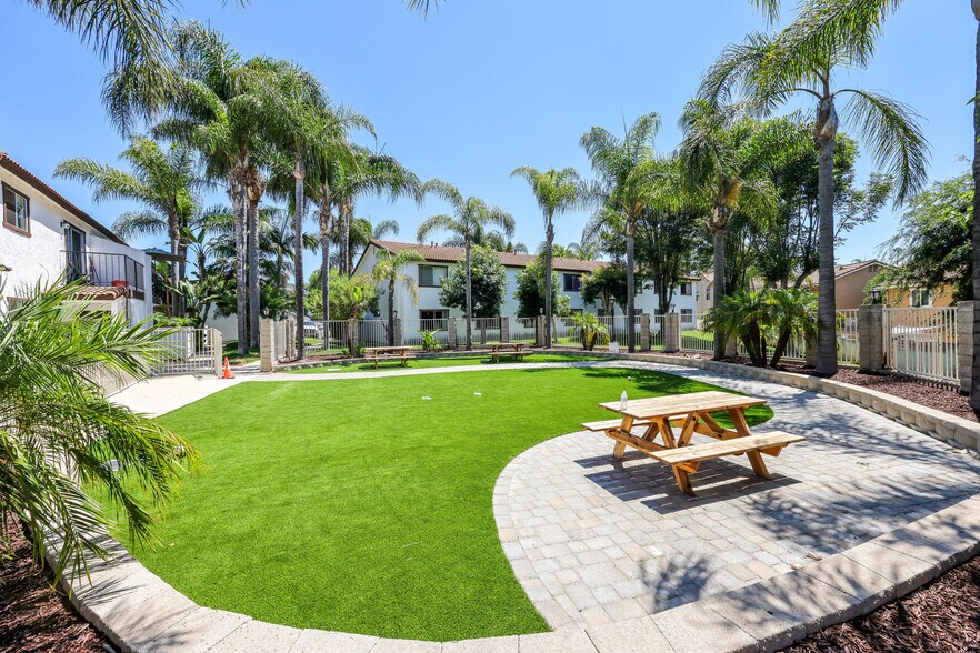 More Photos Of 380 Plymouth Dr, Vista Apartments For Sale
