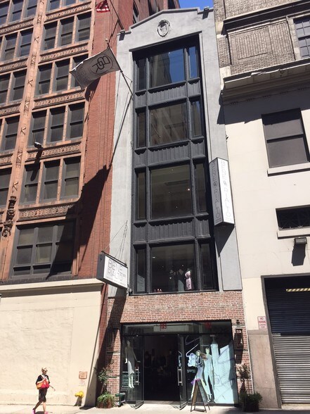 More Photos Of 13 W 38th St, New York Office For Lease