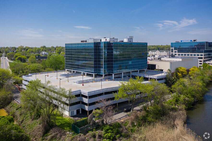 65 Challenger Rd, Ridgefield Park, NJ 07660 Office For Lease