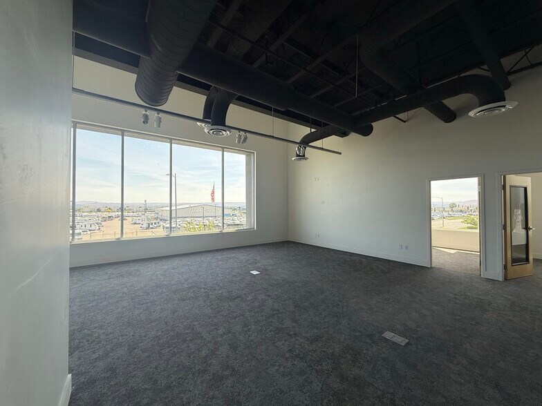 More Photos Of 9425 Sandifur Pky, Pasco Office For Lease