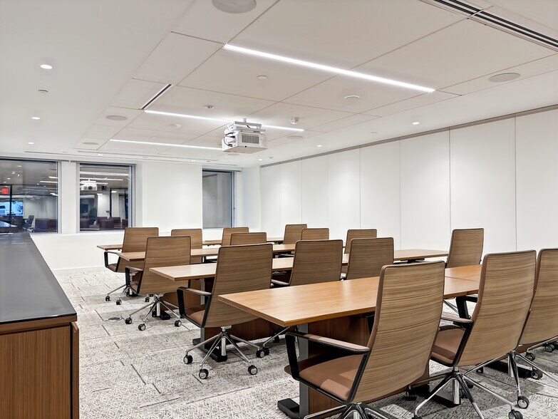 More Photos Of 101 Federal St, Boston Coworking Space