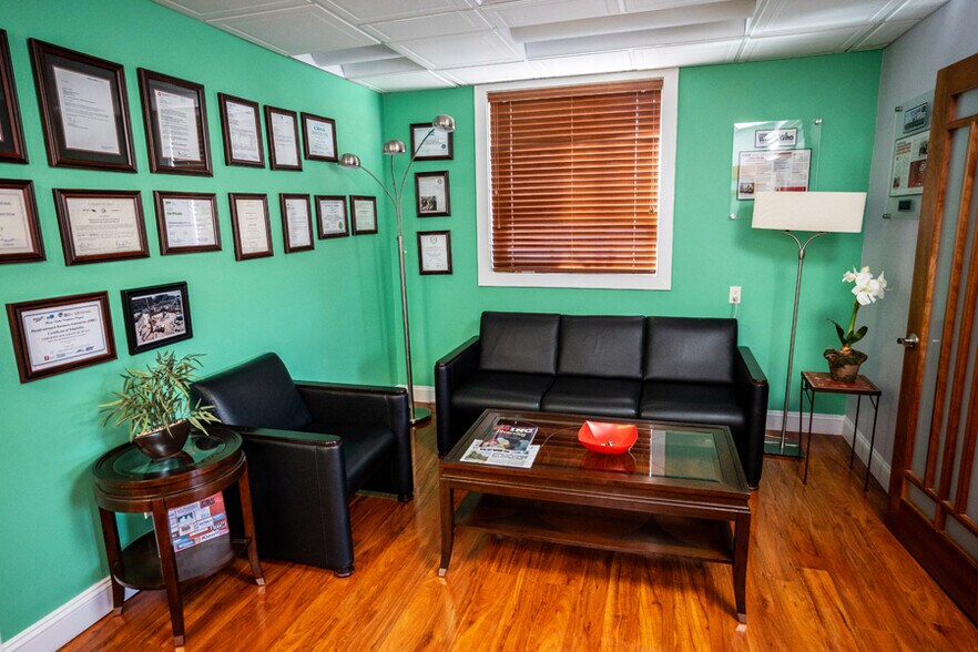 More Photos Of 99 Lafayette Ave, White Plains Light Manufacturing For Sale