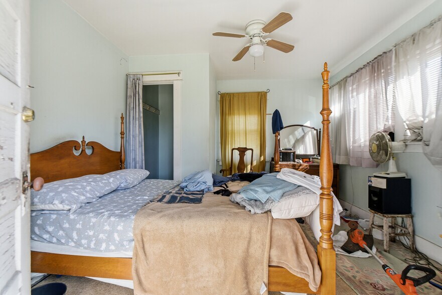 More Photos Of 1028 S Gage Ave, Los Angeles Land For Sale