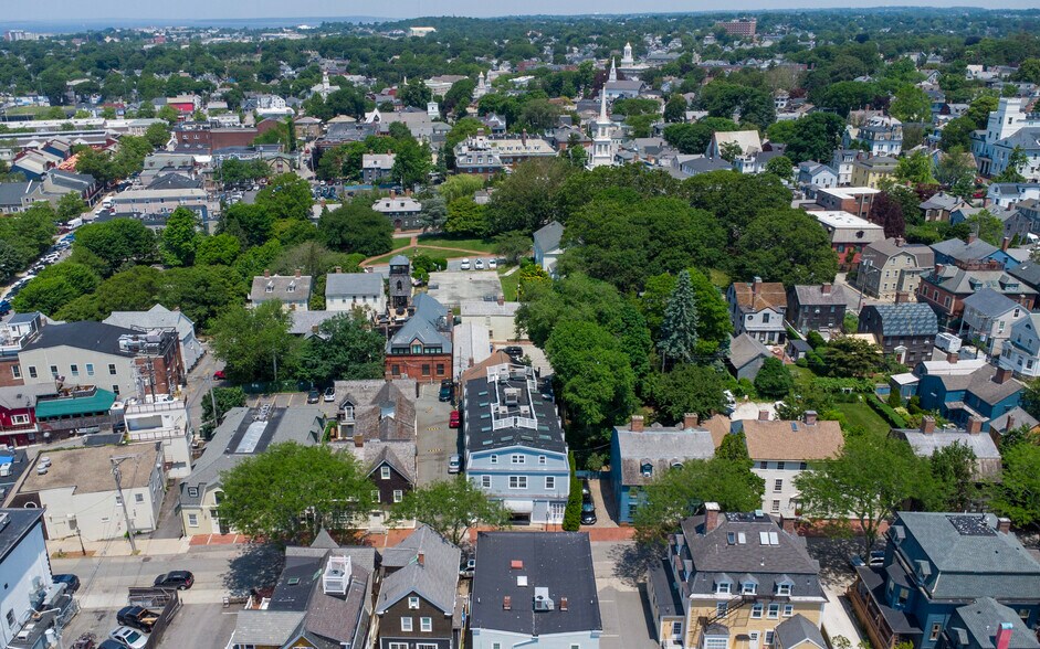 More Photos Of 28 Pelham St, Newport Office For Sale