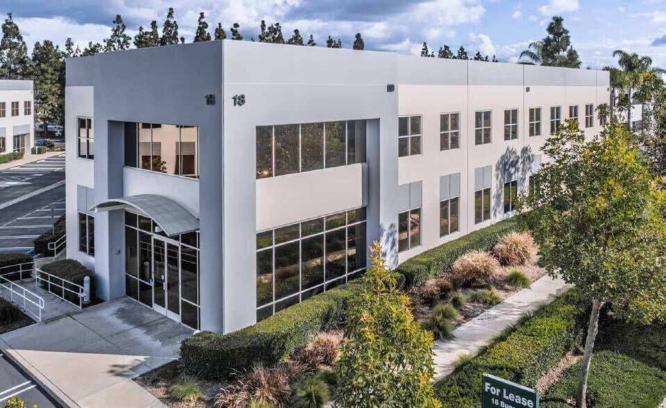 More Photos Of 18 Bunsen, Irvine Research And Development For Sale