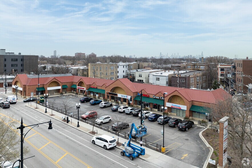 More Photos Of 2301-2323 W Lawrence Ave, Chicago Unknown For Lease