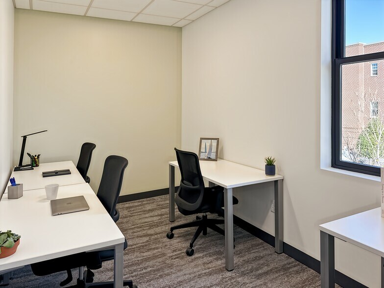 More Photos Of 504 W Plant St, Winter Garden Coworking Space